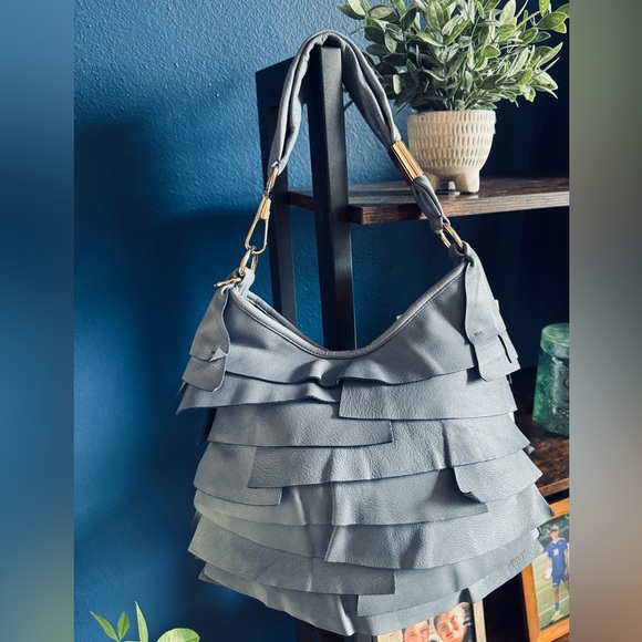 YVES SAINT LAURENT St. Tropez Hobo- Pristine Condition - Picture 14 of 14